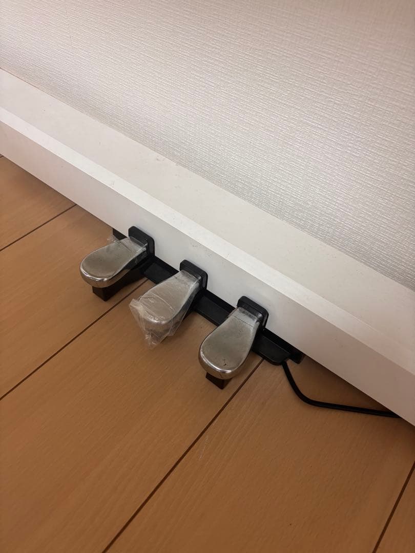 【n.さま専用 】引き取り限定:ホワイト電子ピアノと椅子セット