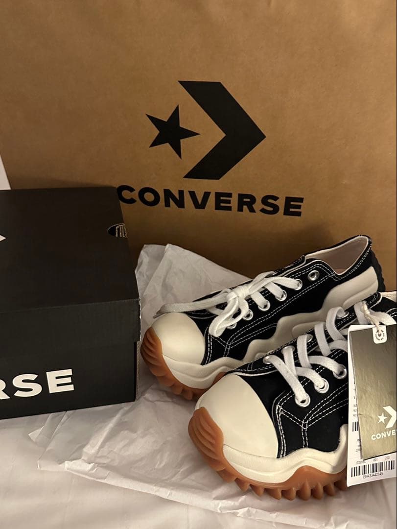 【新品未使用】コンバーススニーカー 23.0ランスターモーション