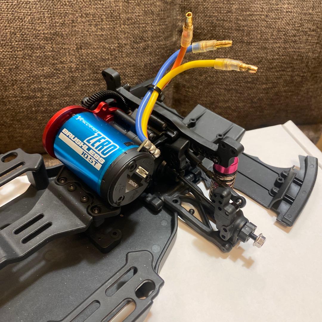 未使用未走行シャーシ　YD-2Z(RD1.0) 現状販売　少しメカ有り