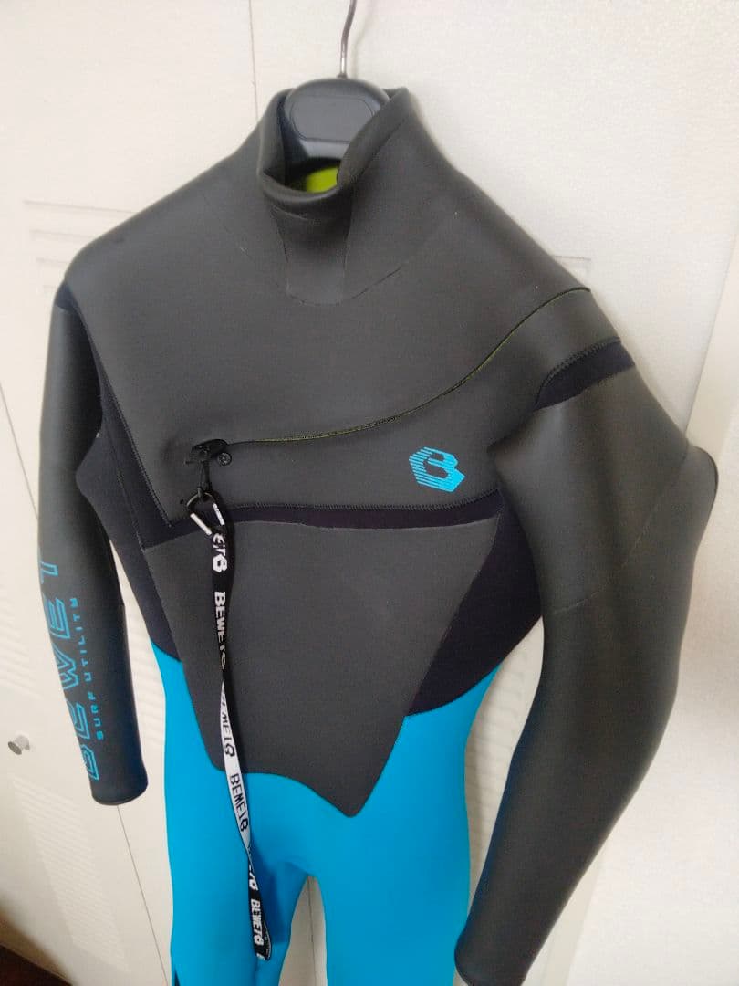 ★BeWET/4×3mmセミドライFREE SHOULDER超伸縮保温起毛S2★