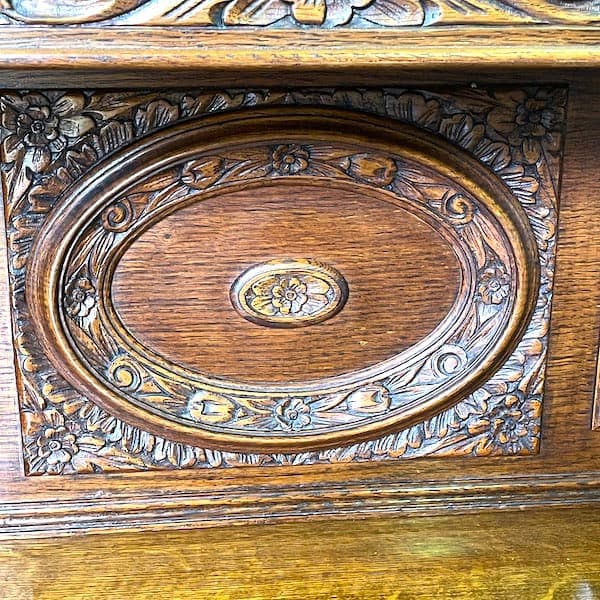 ノアイギリスアンティーク　サイドボード　バッフェ　エリザベス様式