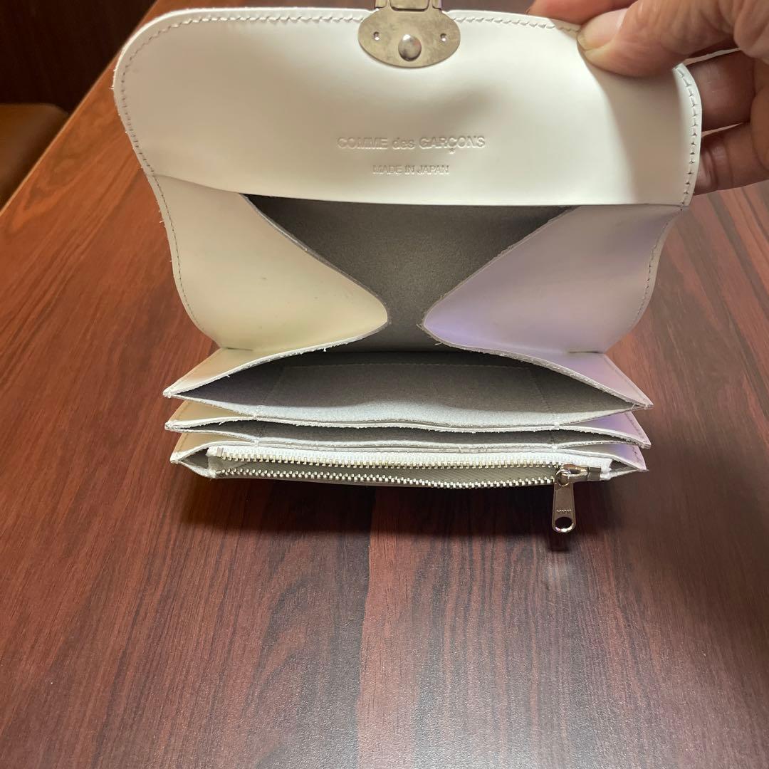 コムデギャルソンCOMME des GARCONSスタッズホワイトレザー長財布