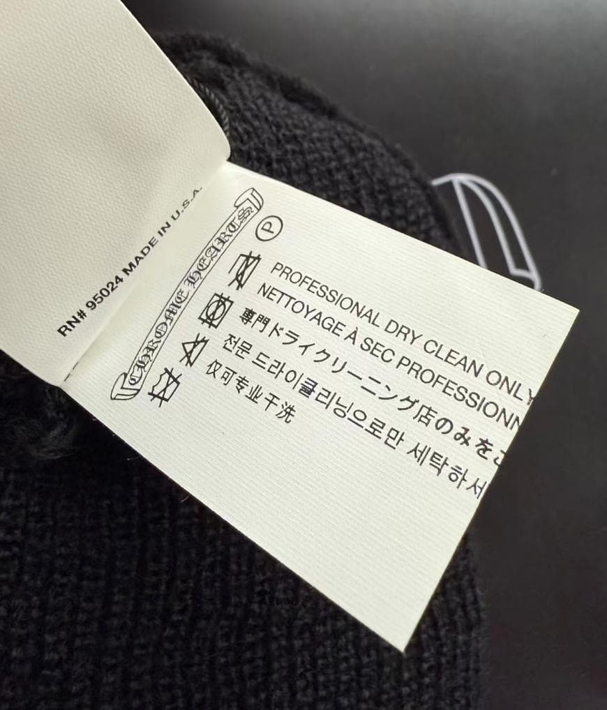 新品、未使用　クロムハーツ　ニット帽　ビーニー　黒　レディース