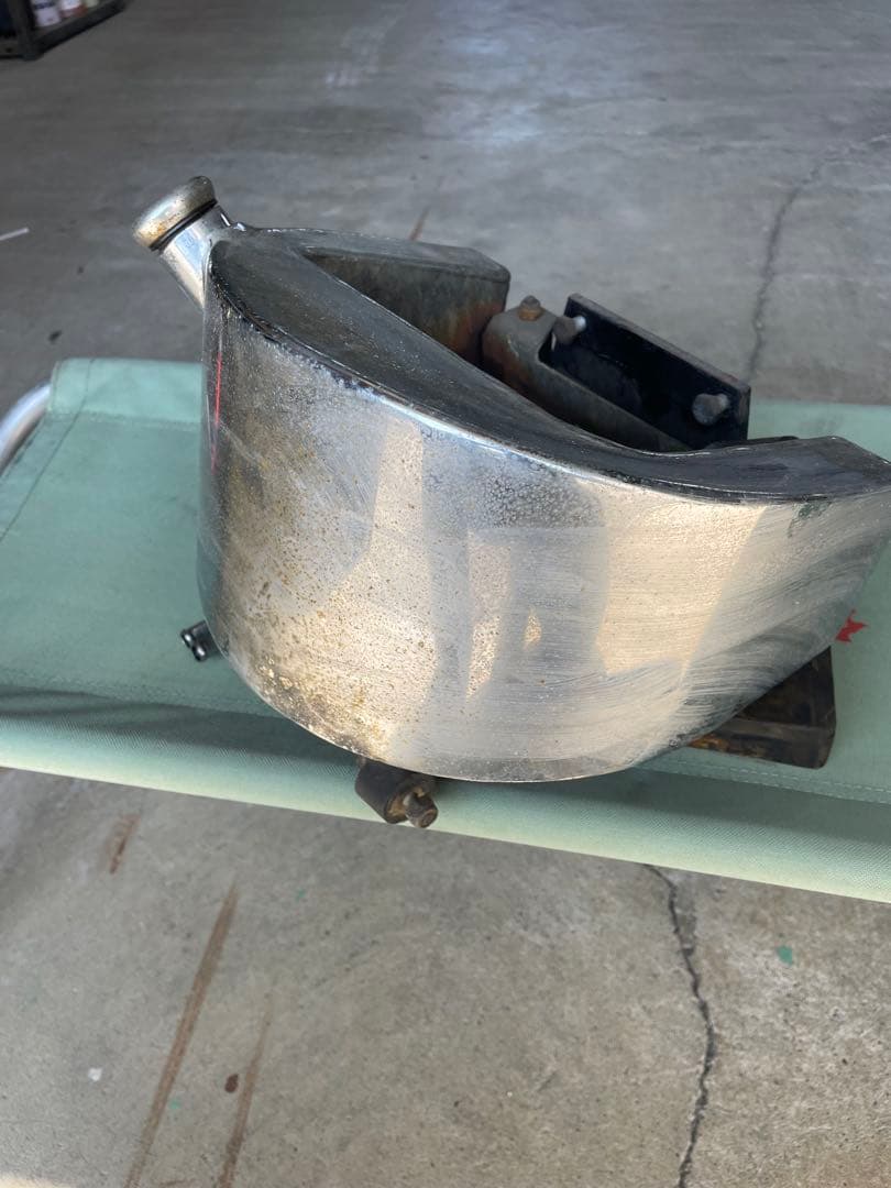 エボ初期　純正品オイルタンク