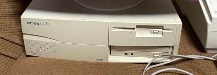 PC-9821Xs パソコン　本体のみ