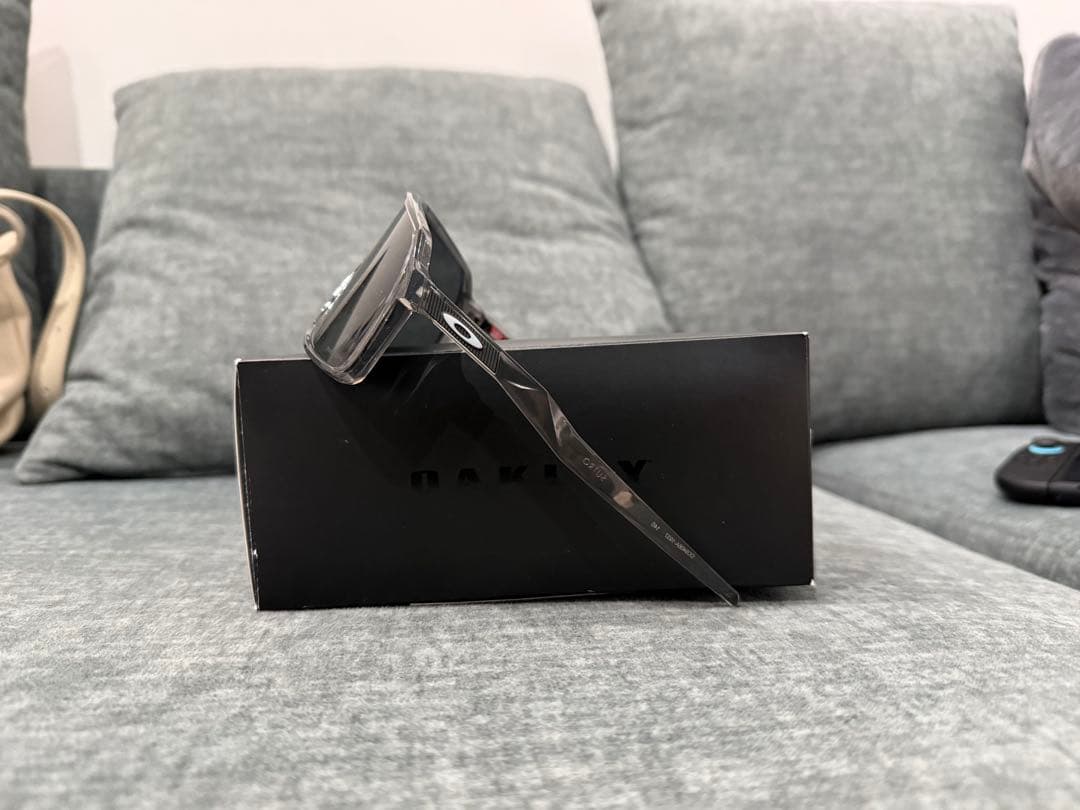 小物 OAKLEY SUTRO grey ink prizm grey