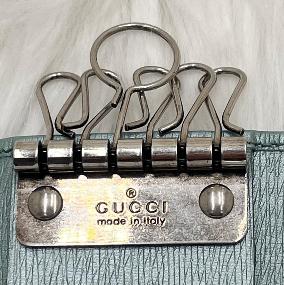 未使用級✨GUCCI レザーキーケース　希少色　インターロッキング　箱付き