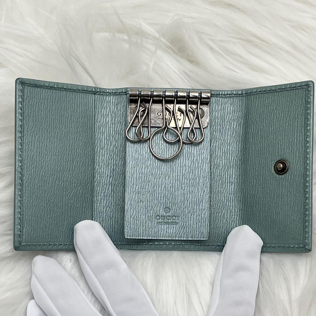 未使用級✨GUCCI レザーキーケース　希少色　インターロッキング　箱付き