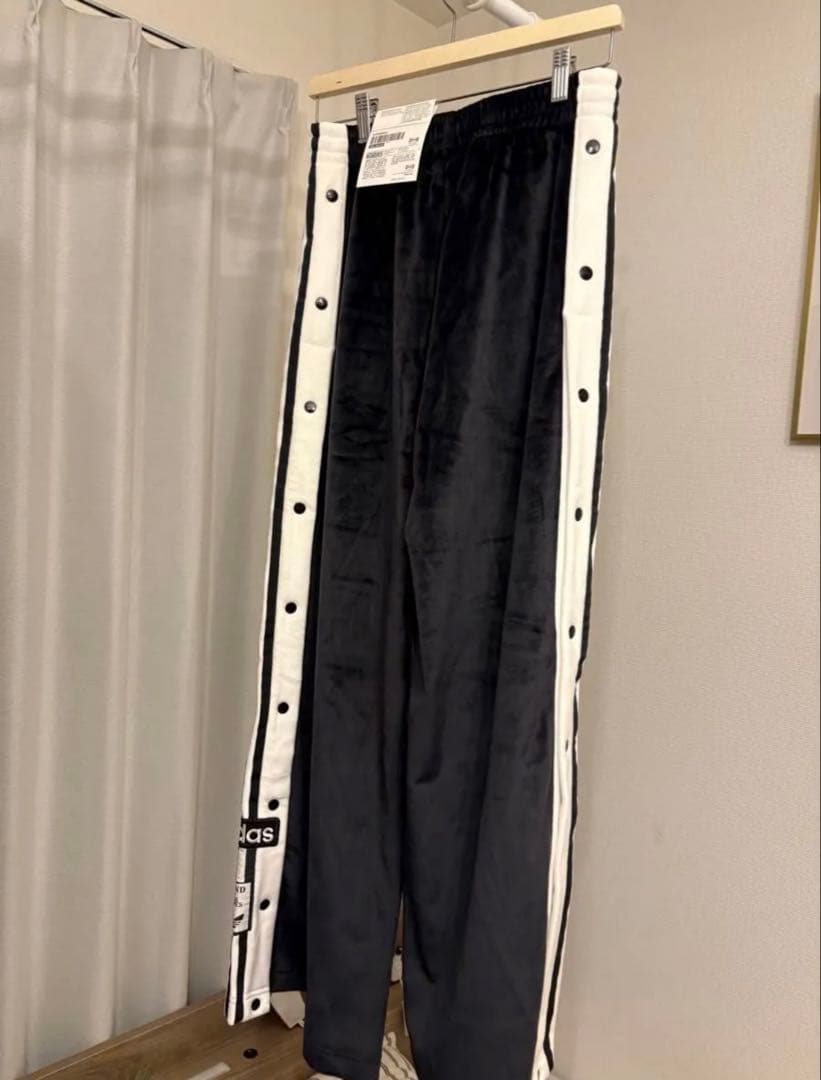 adidas ADIBREAK velour TT 新品タグ付き black L