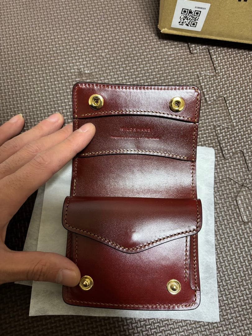 ワイルドスワンズ　kf003 バーガンディ