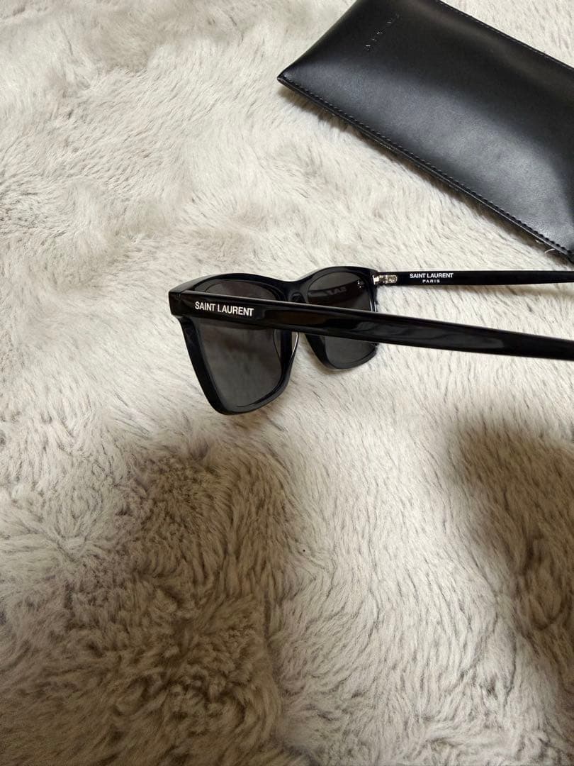 SAINT LAURENT ブラック サングラス