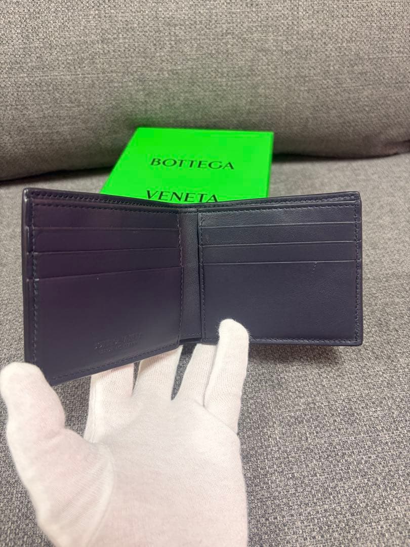 BOTTEGA VENETA ボッテガ ヴェネタ カセット レザー 二つ折り財布