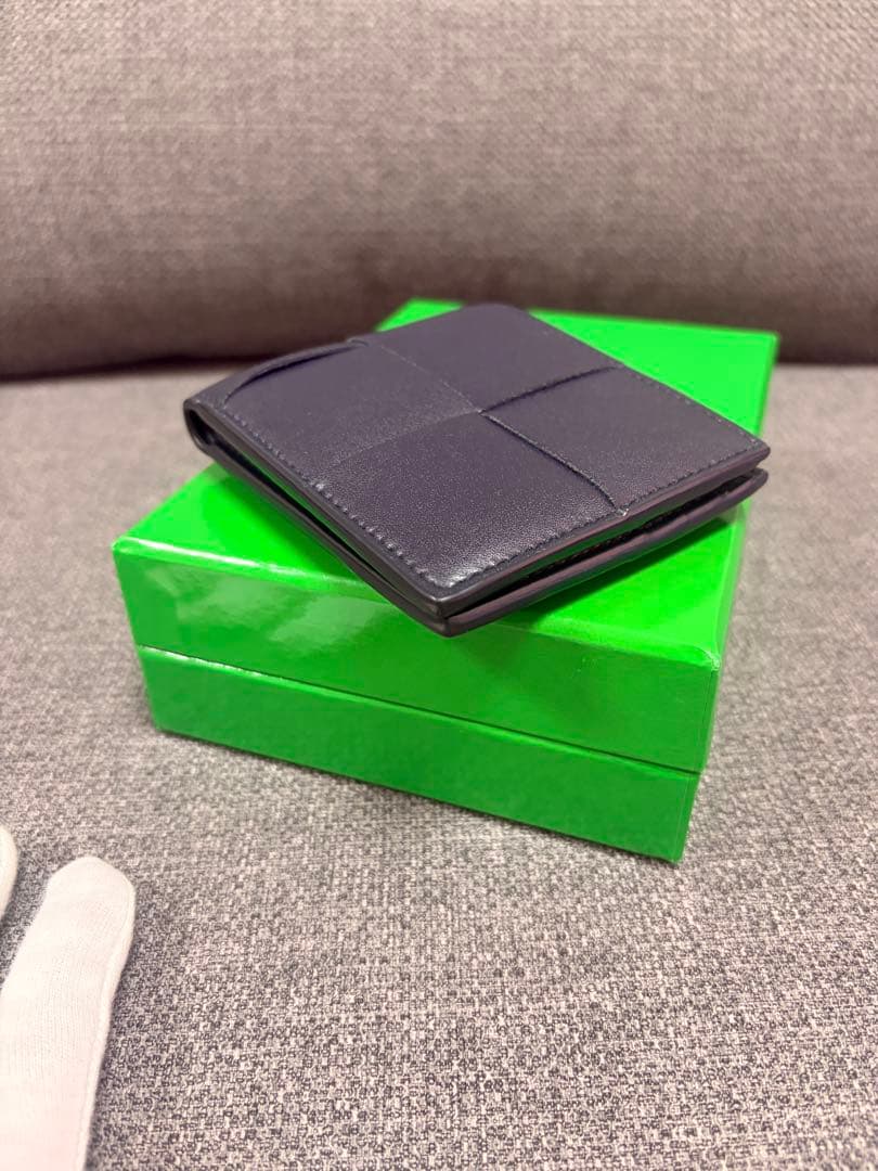 BOTTEGA VENETA ボッテガ ヴェネタ カセット レザー 二つ折り財布