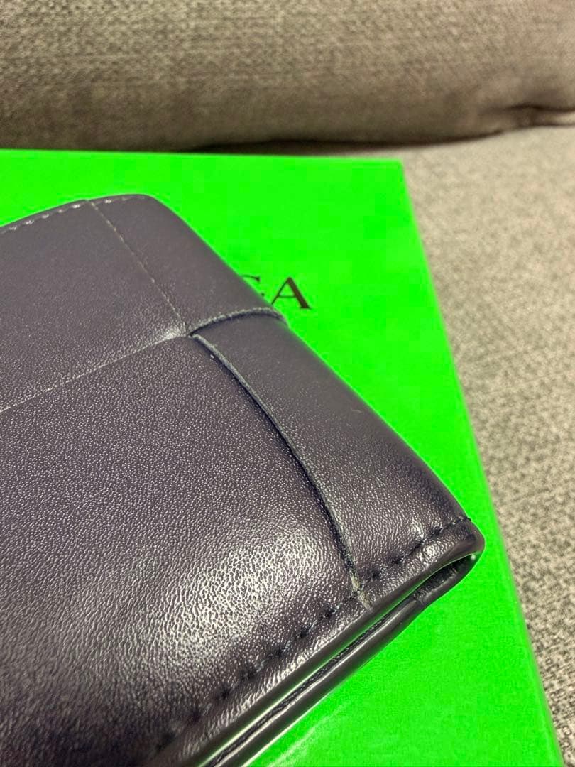 BOTTEGA VENETA ボッテガ ヴェネタ カセット レザー 二つ折り財布