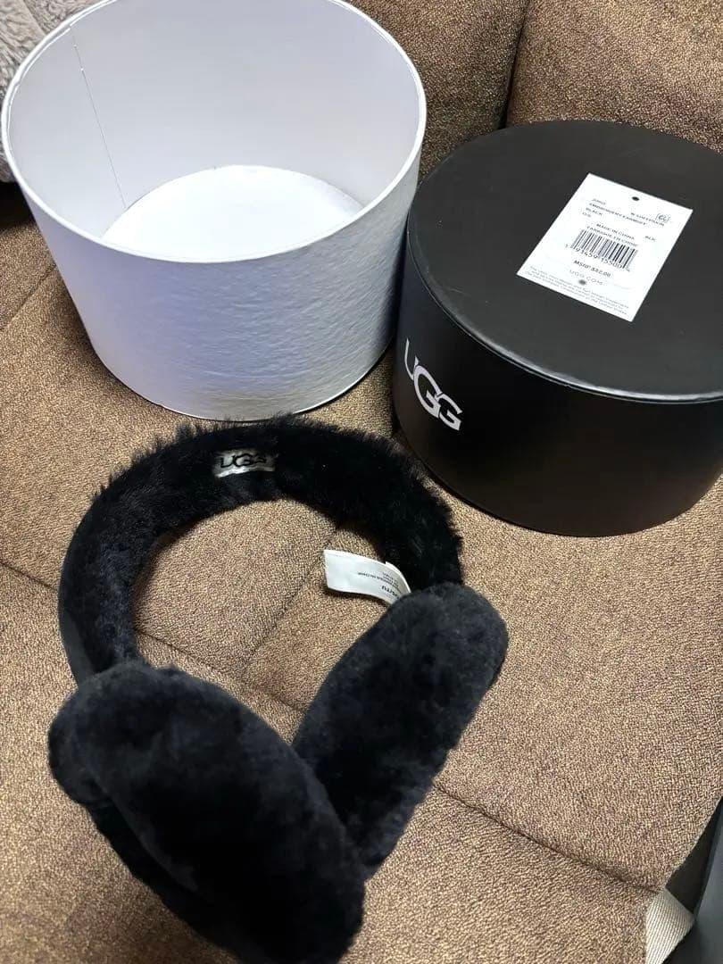 【ほぼ未使用美品】UGG イヤーマフ