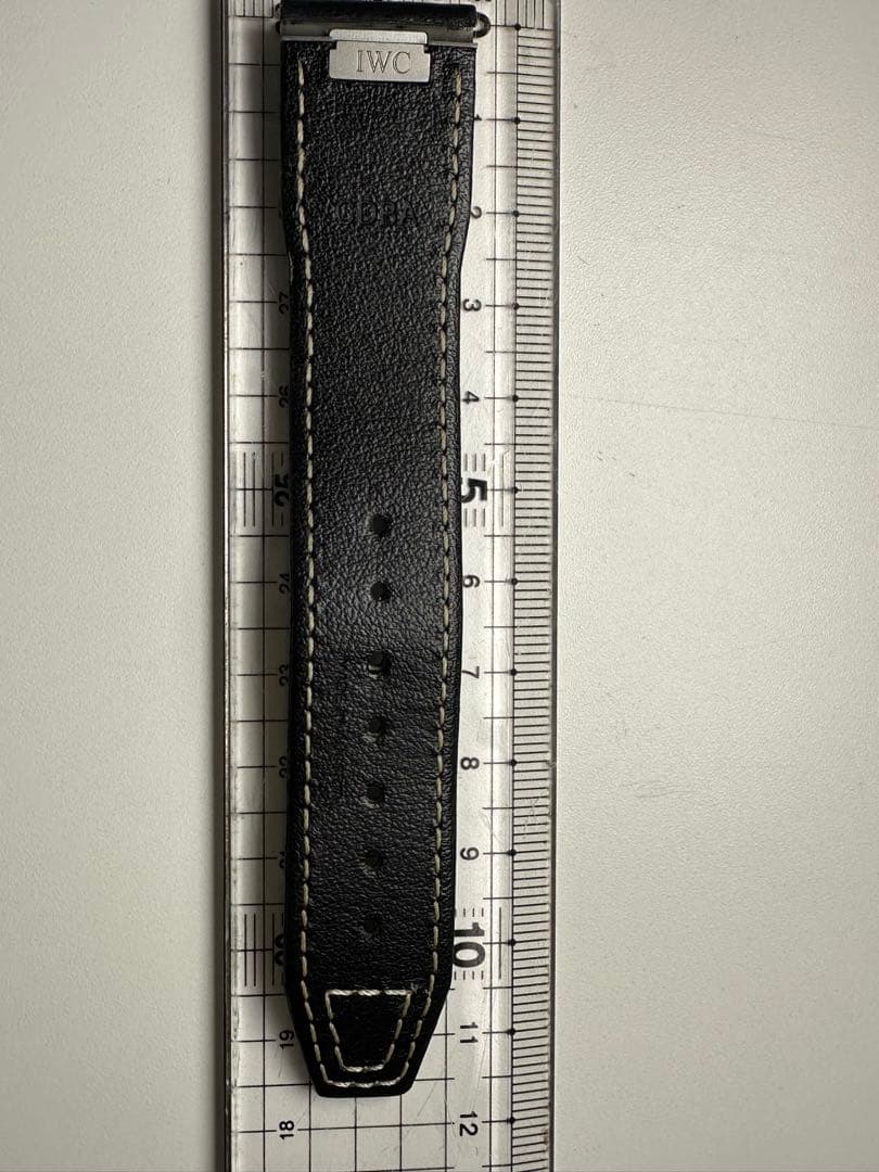 IWC ブラックレザーベルト 専用ケース付き