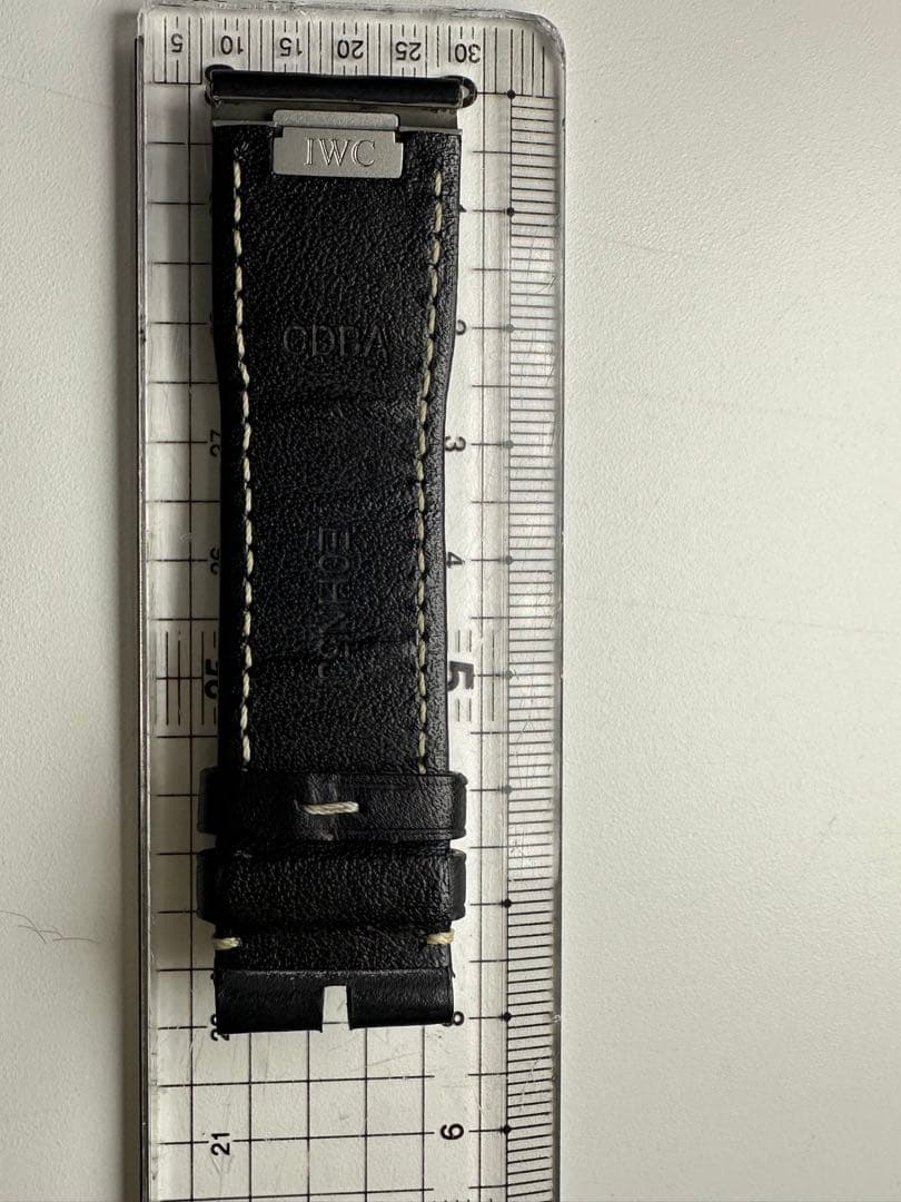 IWC ブラックレザーベルト 専用ケース付き