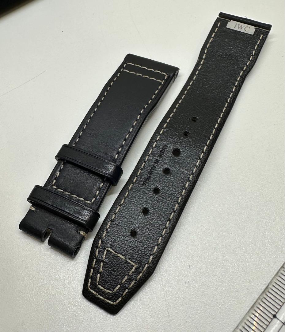 IWC ブラックレザーベルト 専用ケース付き