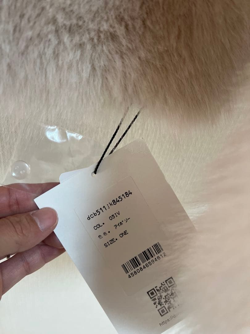 新品未使用　Donoban マルチファージャケット　アイボリー