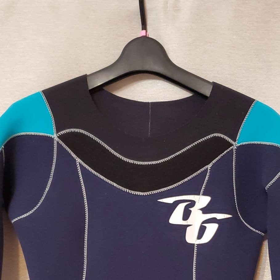 ウェットスーツ　レディース　3㎜　フルスーツ