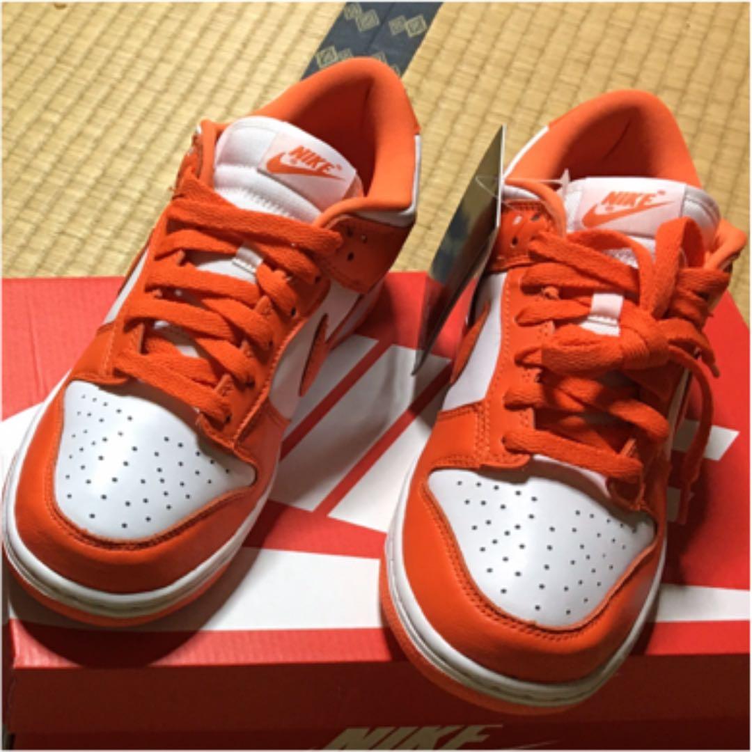 絵本・児童書 NIKE DUNK LOW \