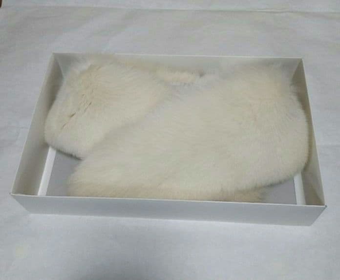 SAGA FOX  　高級ホワイトファー　振袖用 箱付　限定値引きあり