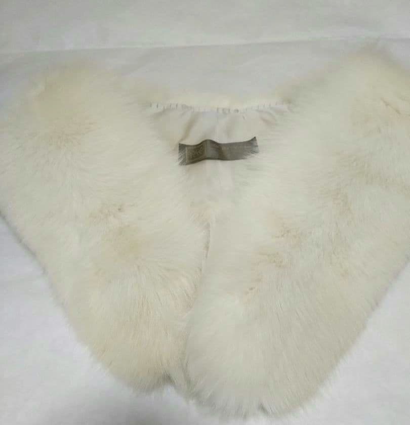 SAGA FOX  　高級ホワイトファー　振袖用 箱付　限定値引きあり