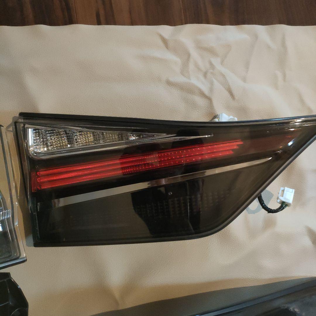 10系後期GS 純正テールランプ　前期型に