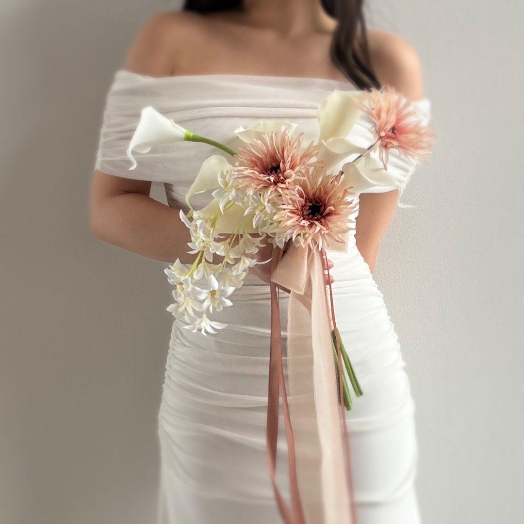 アーティフィシャルフラワー ＊ ウェディングブーケ 韓国 ブーケ クラッチブーケ