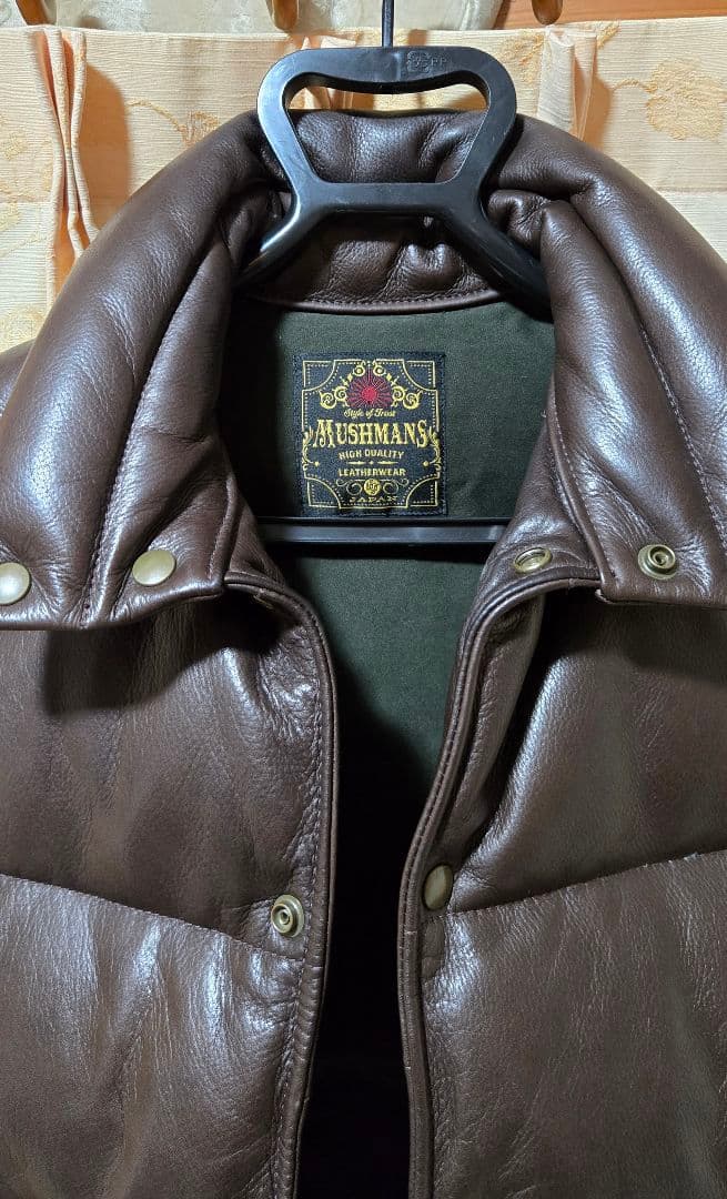 マッシュマンズ MUSHMANS Leather Down Vest　サイズ40
