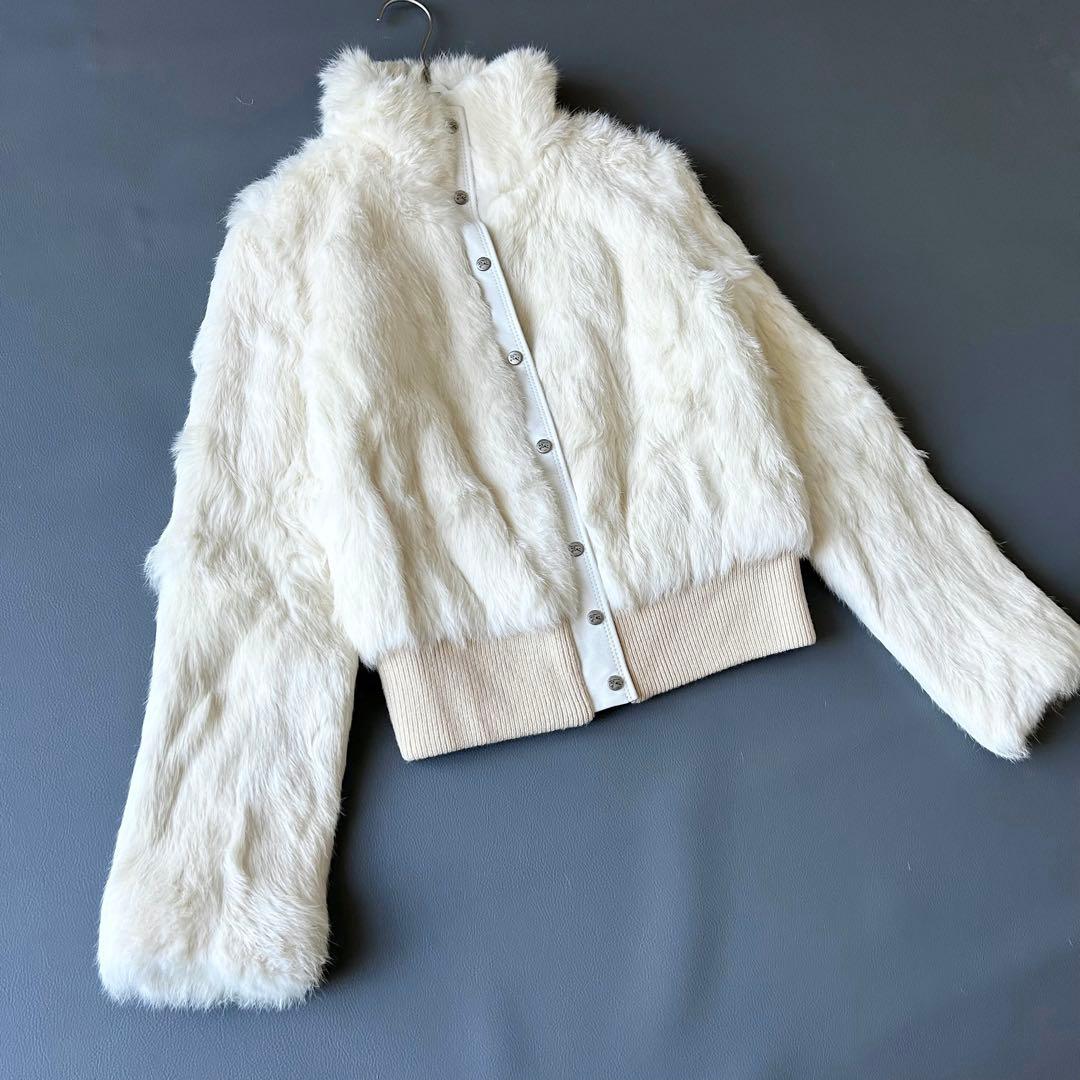 3049y未使用級 バーバリーブルーレーベル ラビットファーブルゾン 白 コート