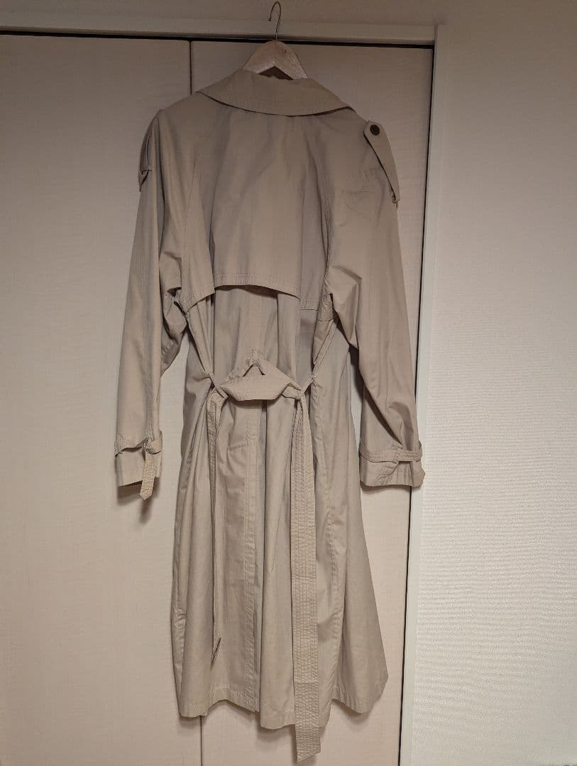 Yves Saint Laurent ベージュ トレンチコート