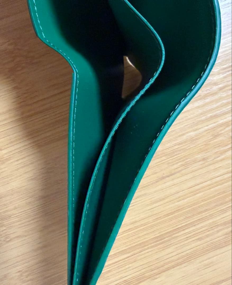 Louis Vuitton エピレザー 二つ折り財布 PF MULTIPLE