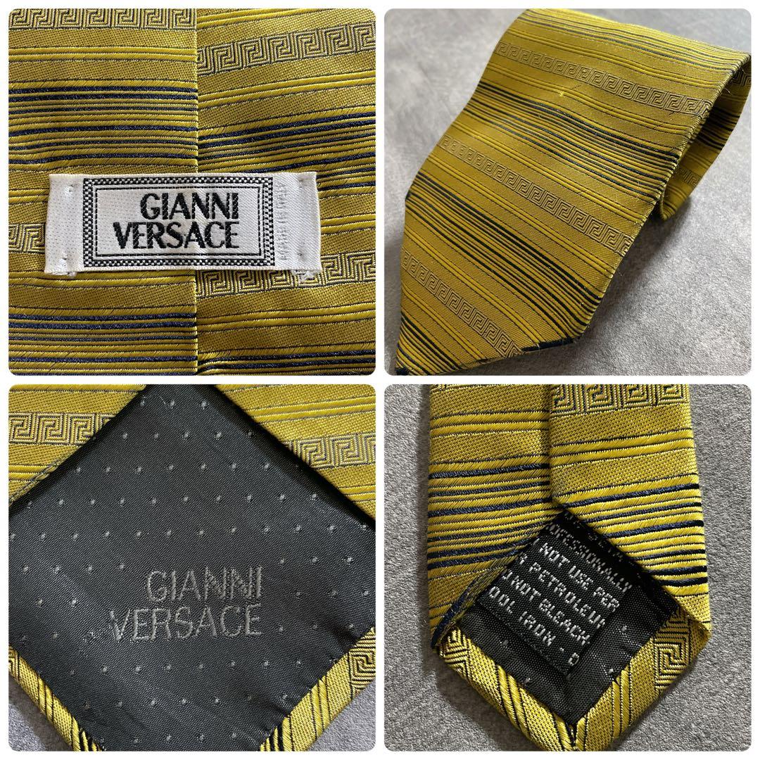 極上 漆黒ウール 黒金ボタン ダブルブレストスーツ × VERUSACEネクタイ