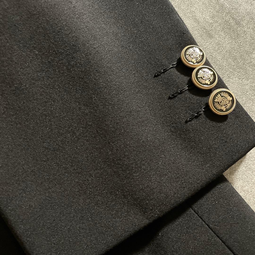 極上 漆黒ウール 黒金ボタン ダブルブレストスーツ × VERUSACEネクタイ