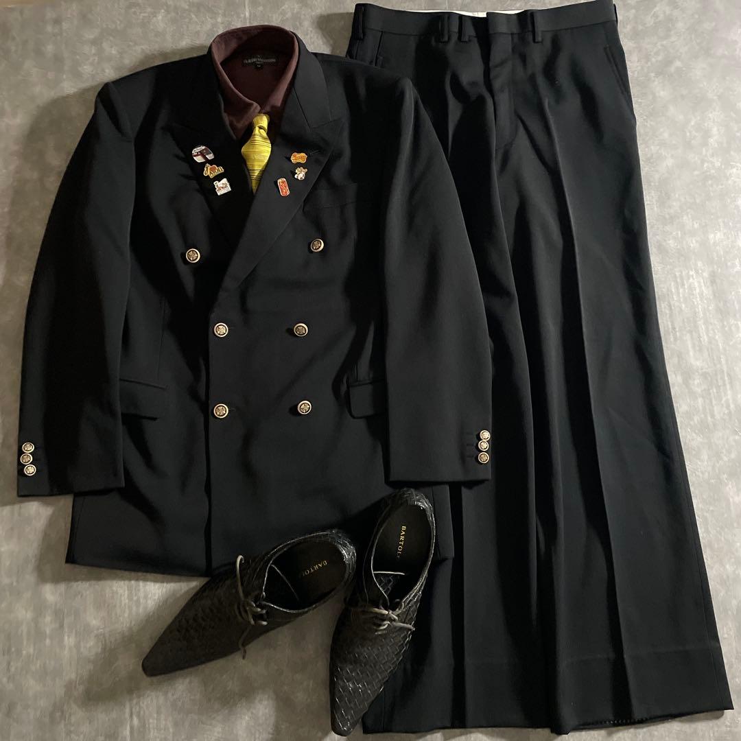 極上 漆黒ウール 黒金ボタン ダブルブレストスーツ × VERUSACEネクタイ