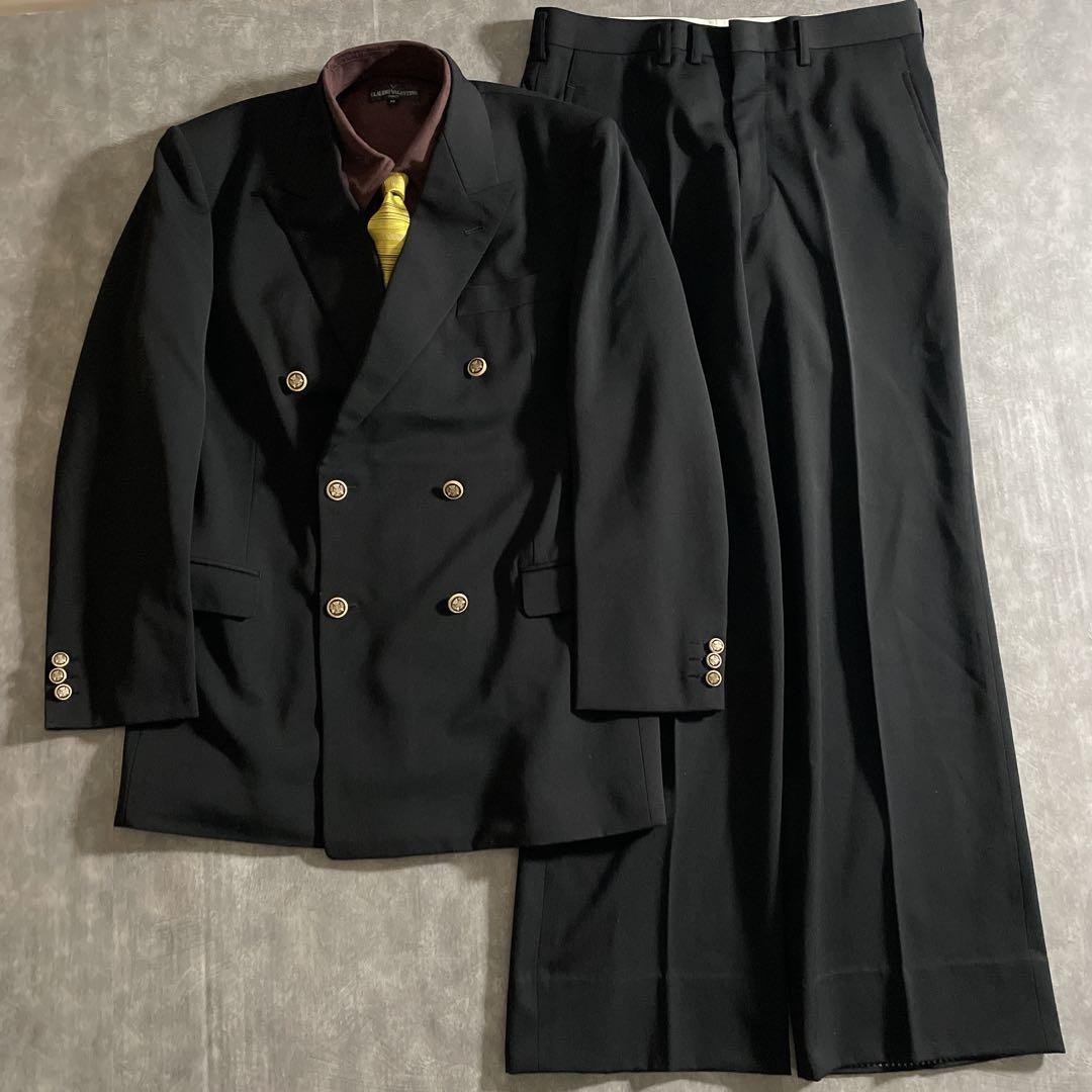 極上 漆黒ウール 黒金ボタン ダブルブレストスーツ × VERUSACEネクタイ