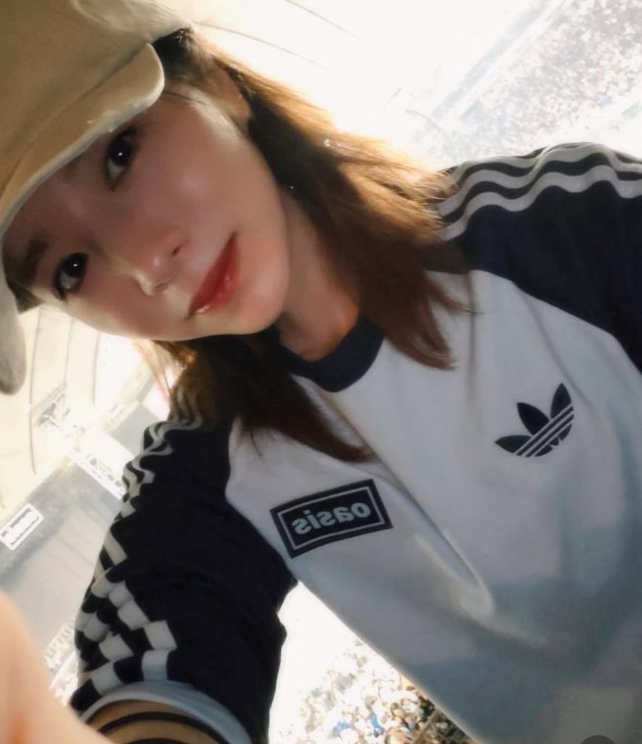 milet着用　adidas Oasis　ツアー ロンT 刺繍ロゴ XL