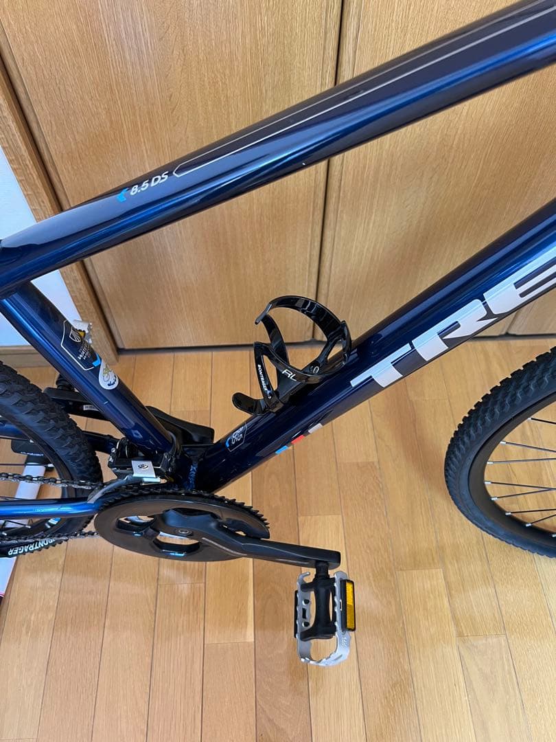 [直接お引き渡し、熊本市近郊] TREK クロスバイク 青 赤