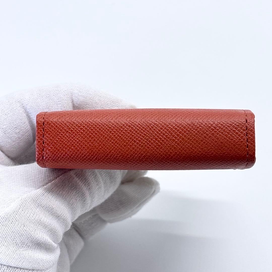 未使用 バーバリー ノバチェック ケース ロゴ型押し レザー 箱付き