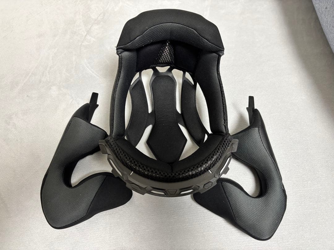 OGK Kabuto EXCEED DELIE 黒/赤　Sサイズ