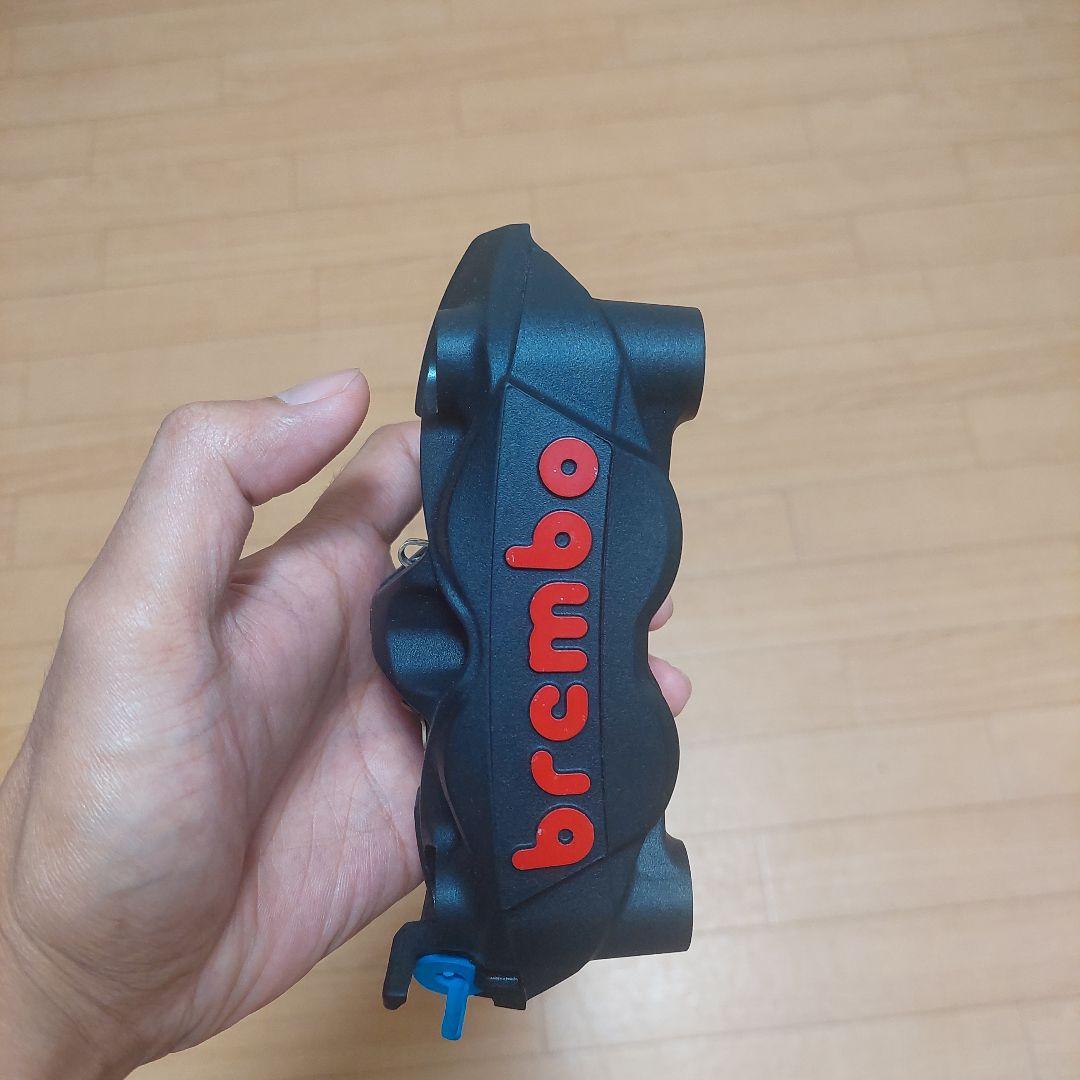 brembo ブレーキキャリパー 黒 未使用