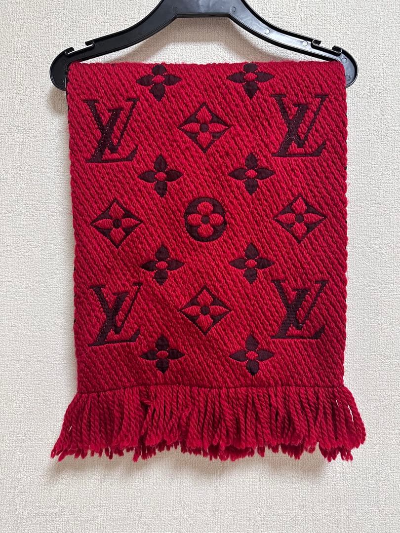 LOUIS VUITTONルイ・ヴィトン 赤 ロング マフラー