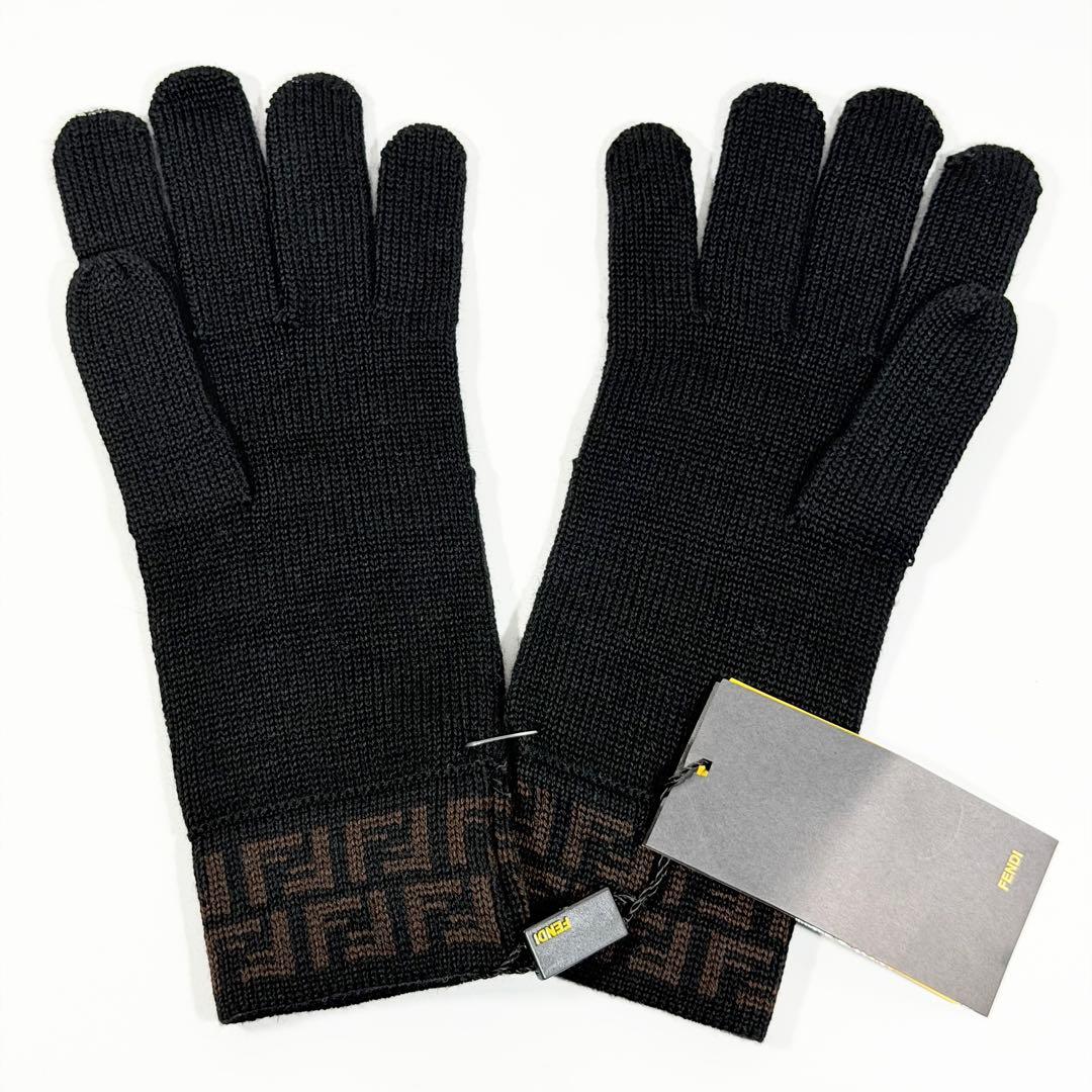 FENDI フェンディ 手袋 ズッカ柄