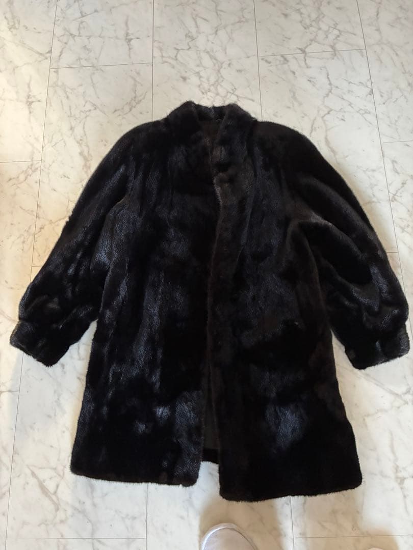 f*e様 ブラック　ミンク　毛皮コートロング