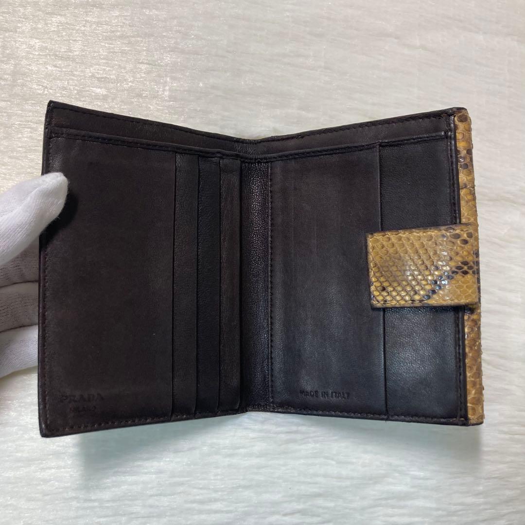希少早い者勝ち　PRADA プラダ　二つ折り　パイソン　財布　黄色　ブラウン