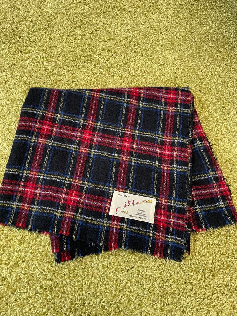 R&D.M.Co- オールドマンズテーラー ウールタータンチェックマフラー 黒系