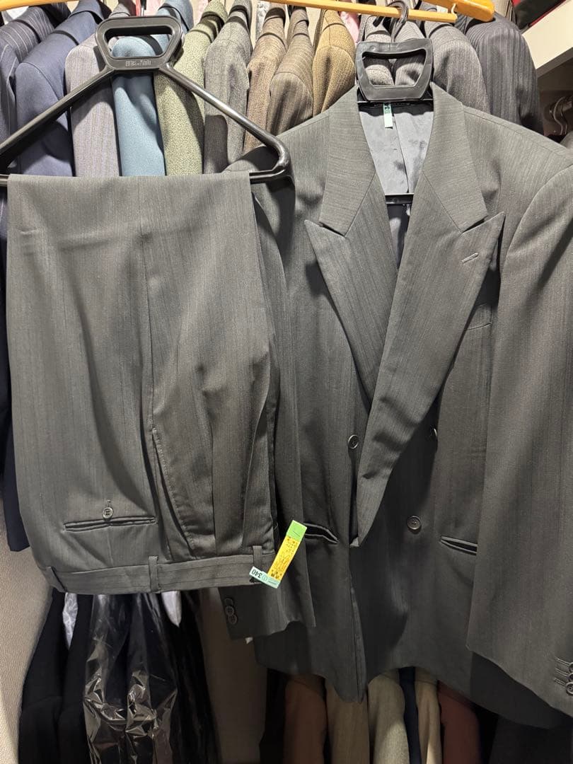 【VENICE0513 】ジョルジオアルマーニ《秋冬スーツ》クリーニング済