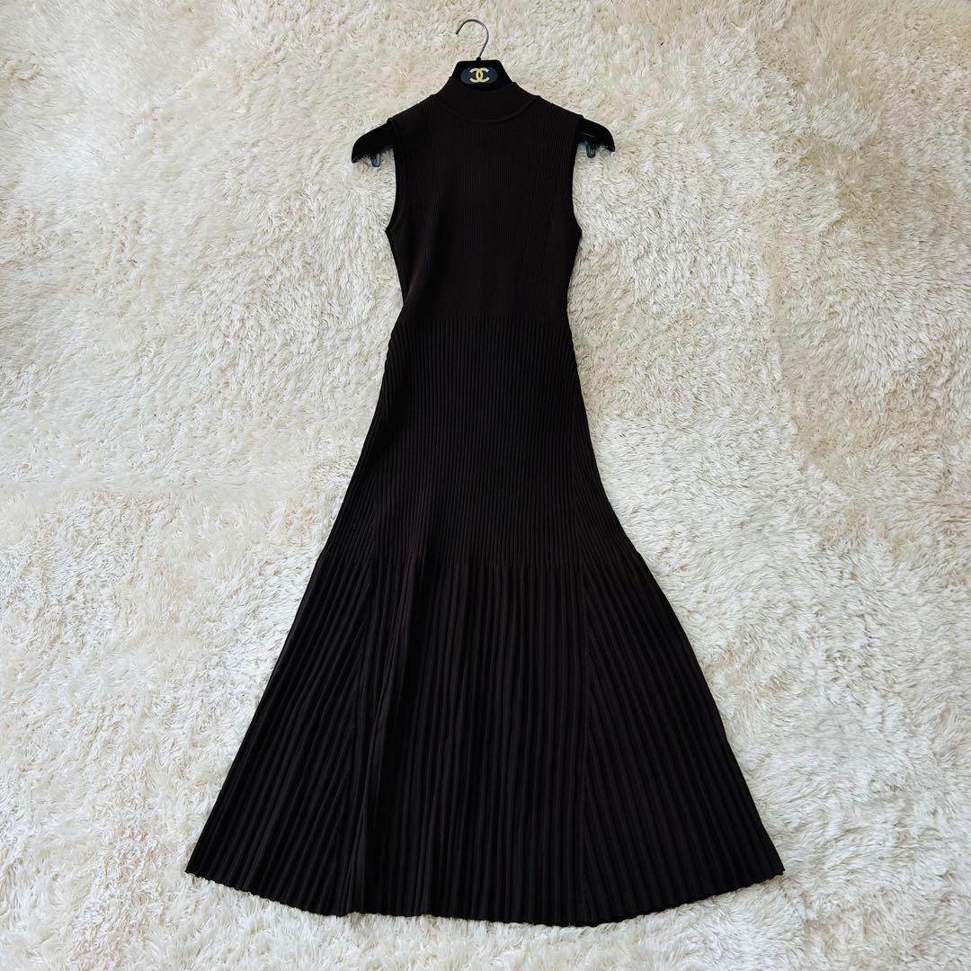 anuans セミマーメイドニットワンピース　ブラック