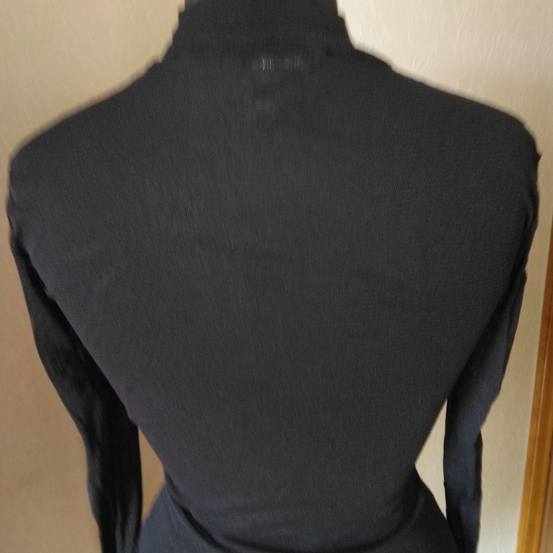 ヴィヴィアンタム　長袖トップス　薔薇刺繍